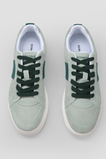 סניקרס זמש לגברים בצבע ירוק