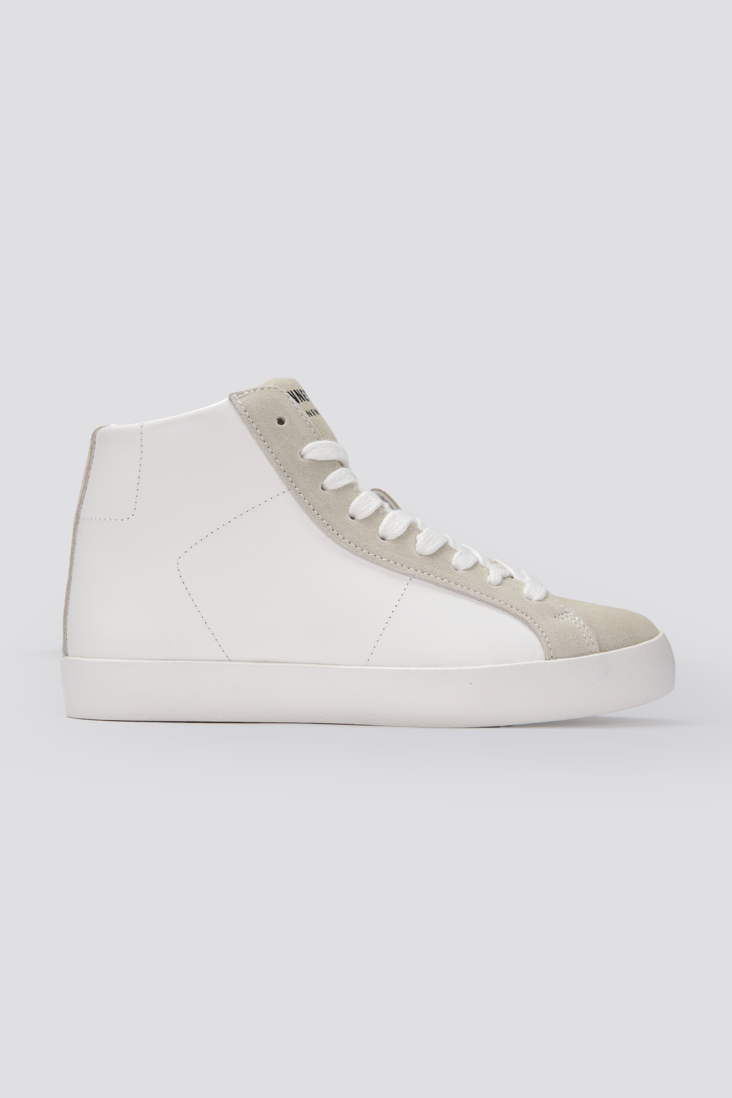 נעלי סניקרס גבוהות לנשים בצבע לבן/בז'