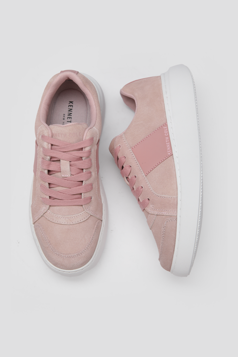 סניקרס זמש לנשים בצבע ורוד