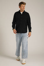 חולצה מכופתרת בעיצוב פסים עדינים | קנת קול