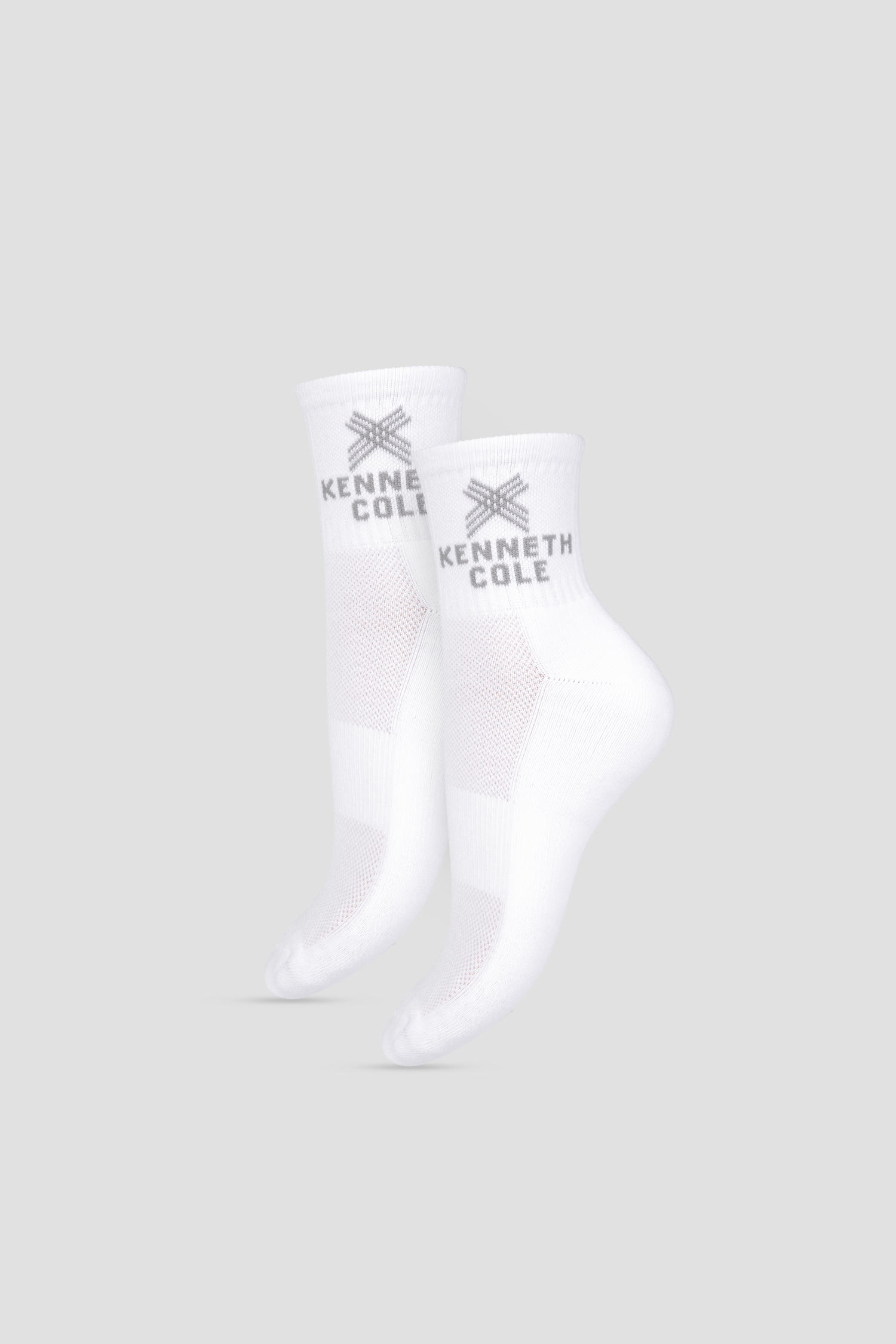 מארז 2 זוגות גרבי ספורט בצבע לבן