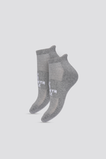 מארז 2 זוגות גרבי סניקרס בצבע אפור