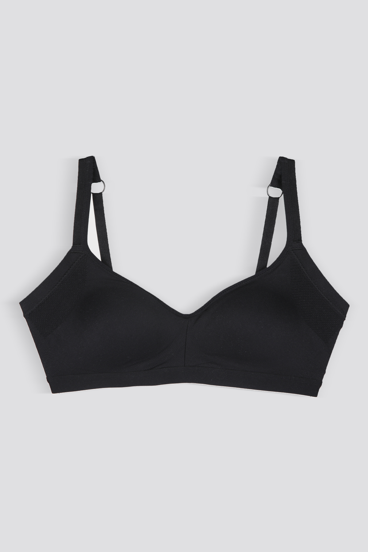 חזייה סימלס ריפוד קל ללא ברזלים בצבע שחור