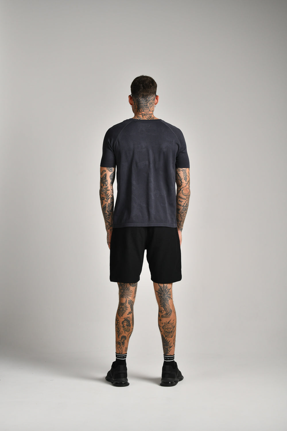 חולצת סימלס רגלן שרוול קצר בצבע נייבי