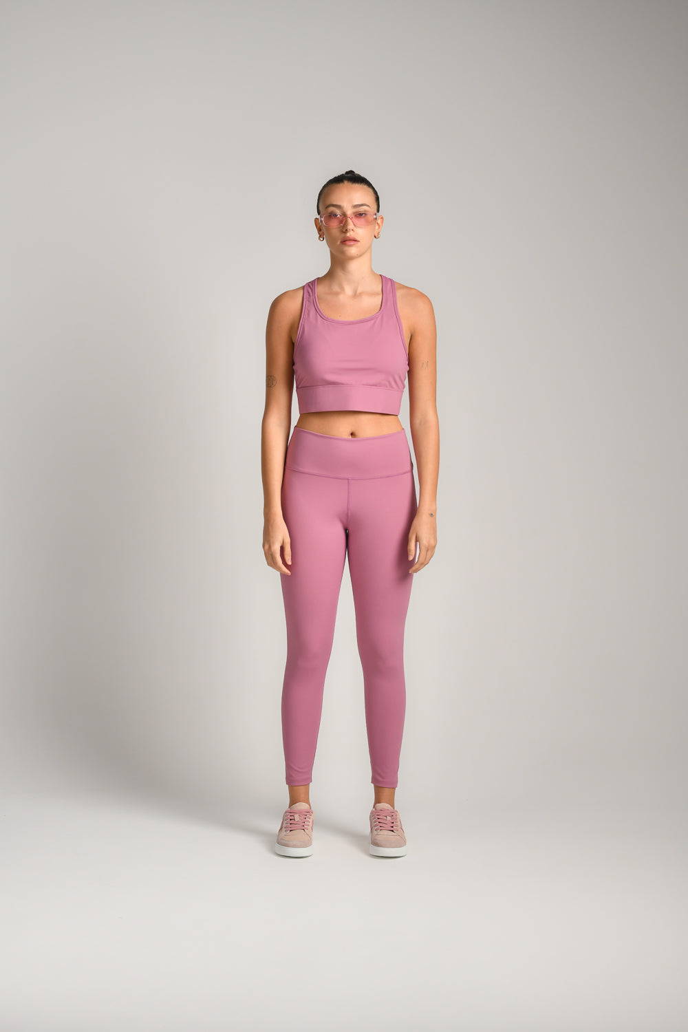 טייץ ספורט בגזרה גבוהה בצבע ורוד