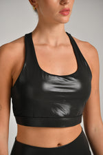 גוזיית ספורט כפתיות מוצלבות בד מבריק