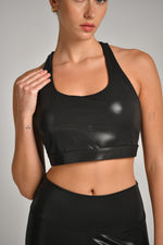 גוזיית ספורט כפתיות מוצלבות בד מבריק