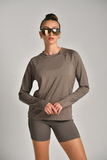 חולצת ספורט שרוול ארוך 