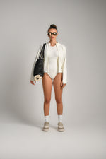 ג'קט ספורט ארוך סימלס רוכסן מלא בצבע שמנת