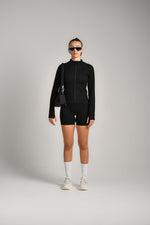 ג'קט ספורט ארוך סימלס רוכסן מלא בצבע שחור