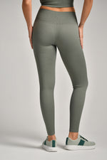 טייץ ספורט ריב סימלס בצבע ירוק זית