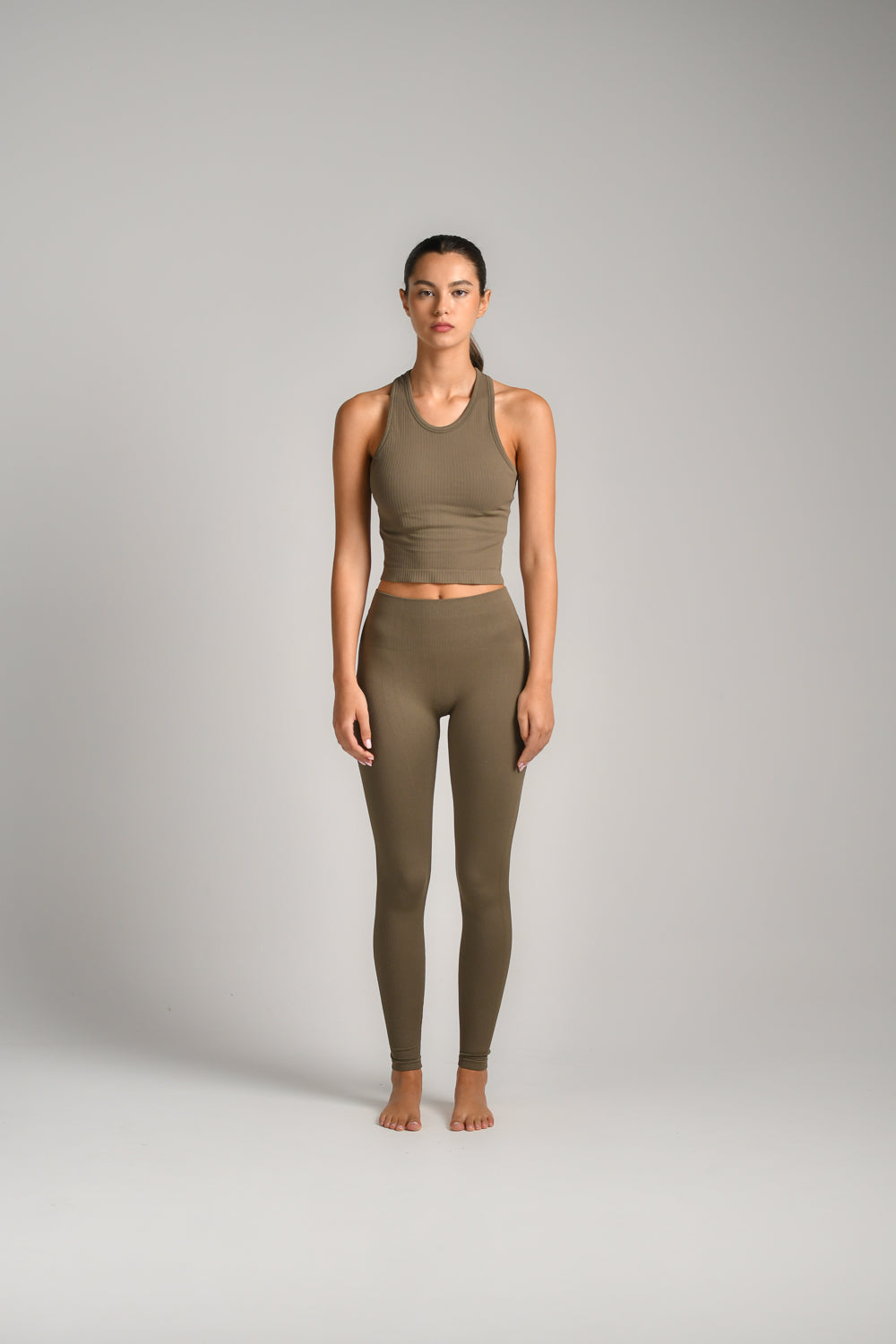 טייץ ספורט ריב סימלס בצבע חום