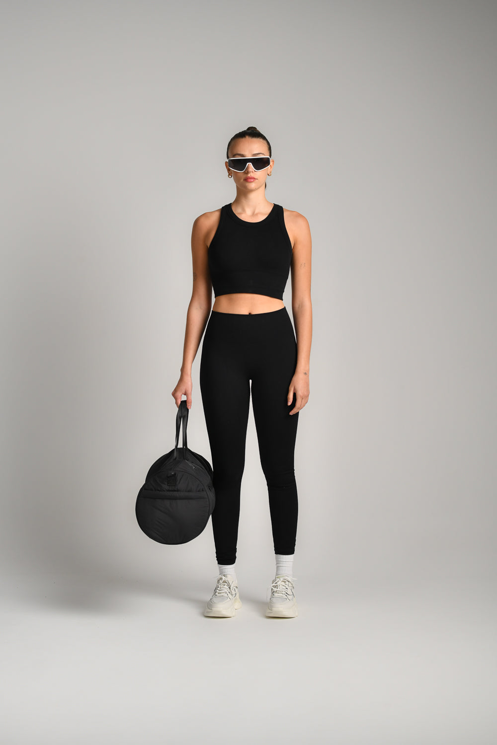 טייץ ספורט ריב סימלס בצבע שחור