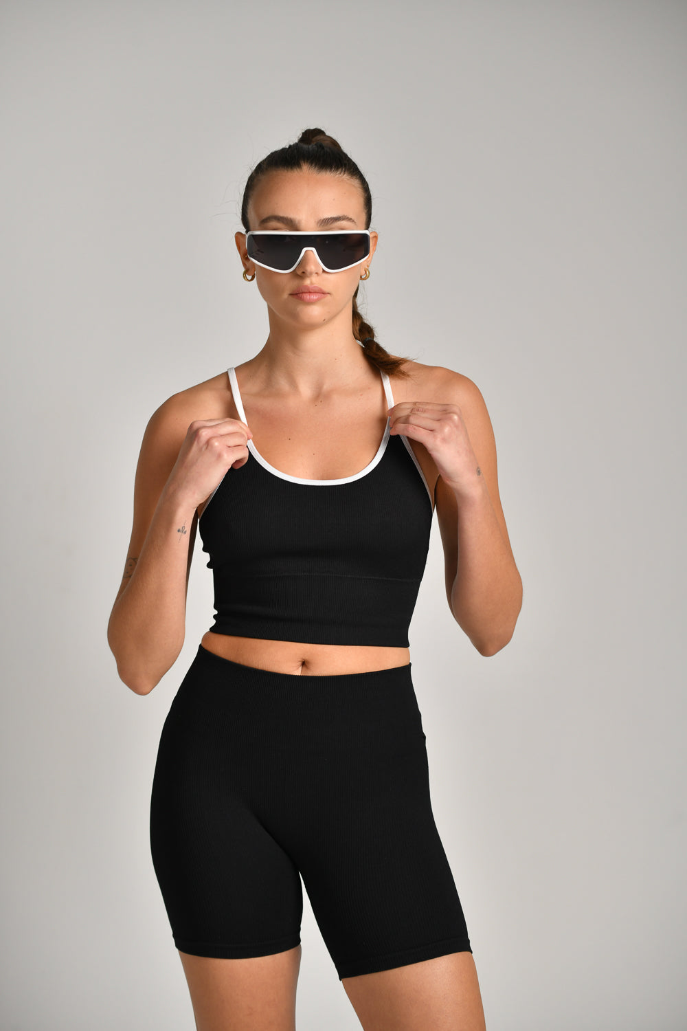 גופיה ריב סימלס כתפיות דקות 