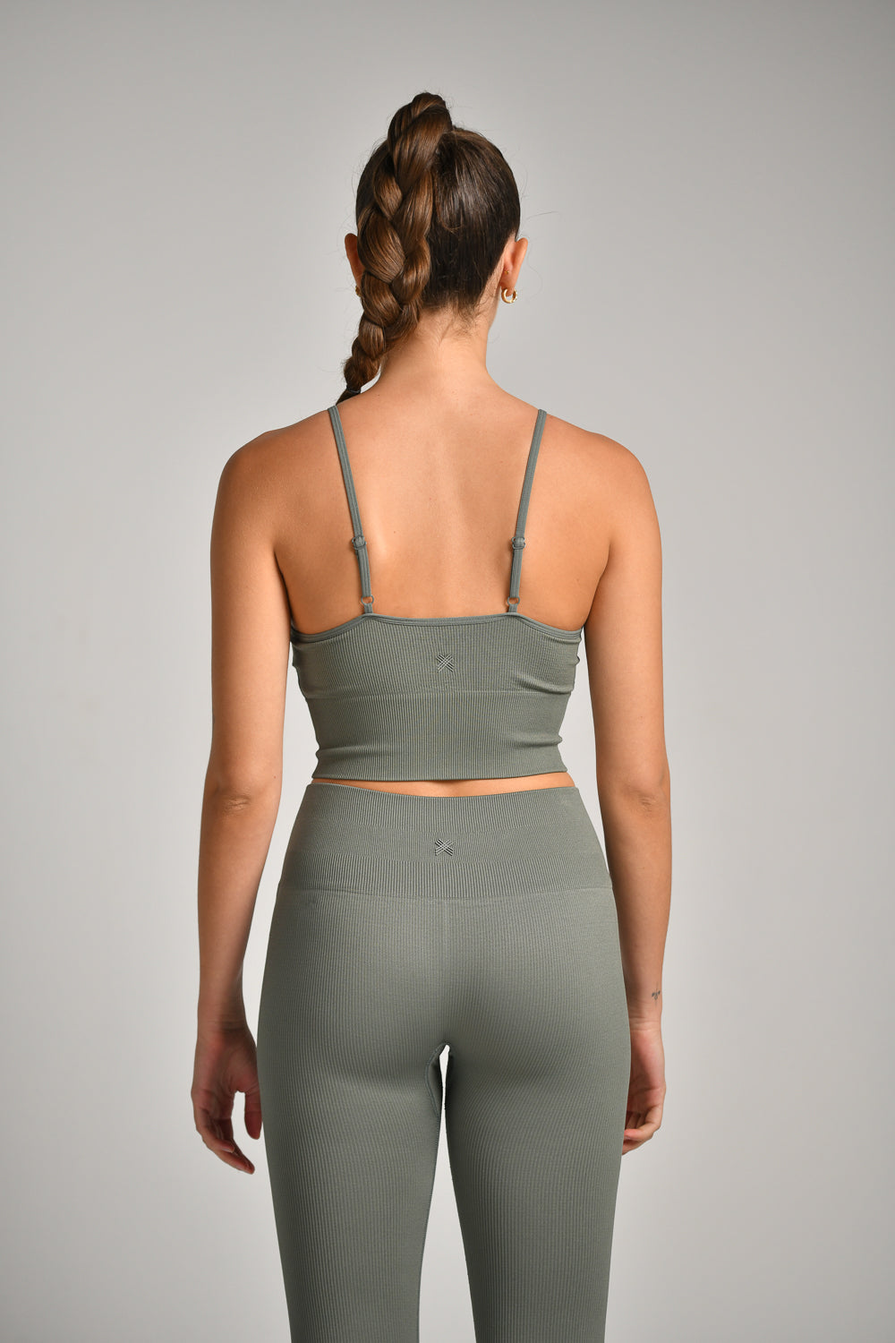 גופיה ריב סימלס כתפיות דקות 