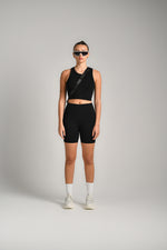 גופיית ספורט בטן סימלס בצבע שחור