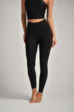 טייץ ארוך עם חורים סימלס בצבע שחור