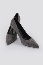 נעלי עקב סטילטו בצבע אפור כהה