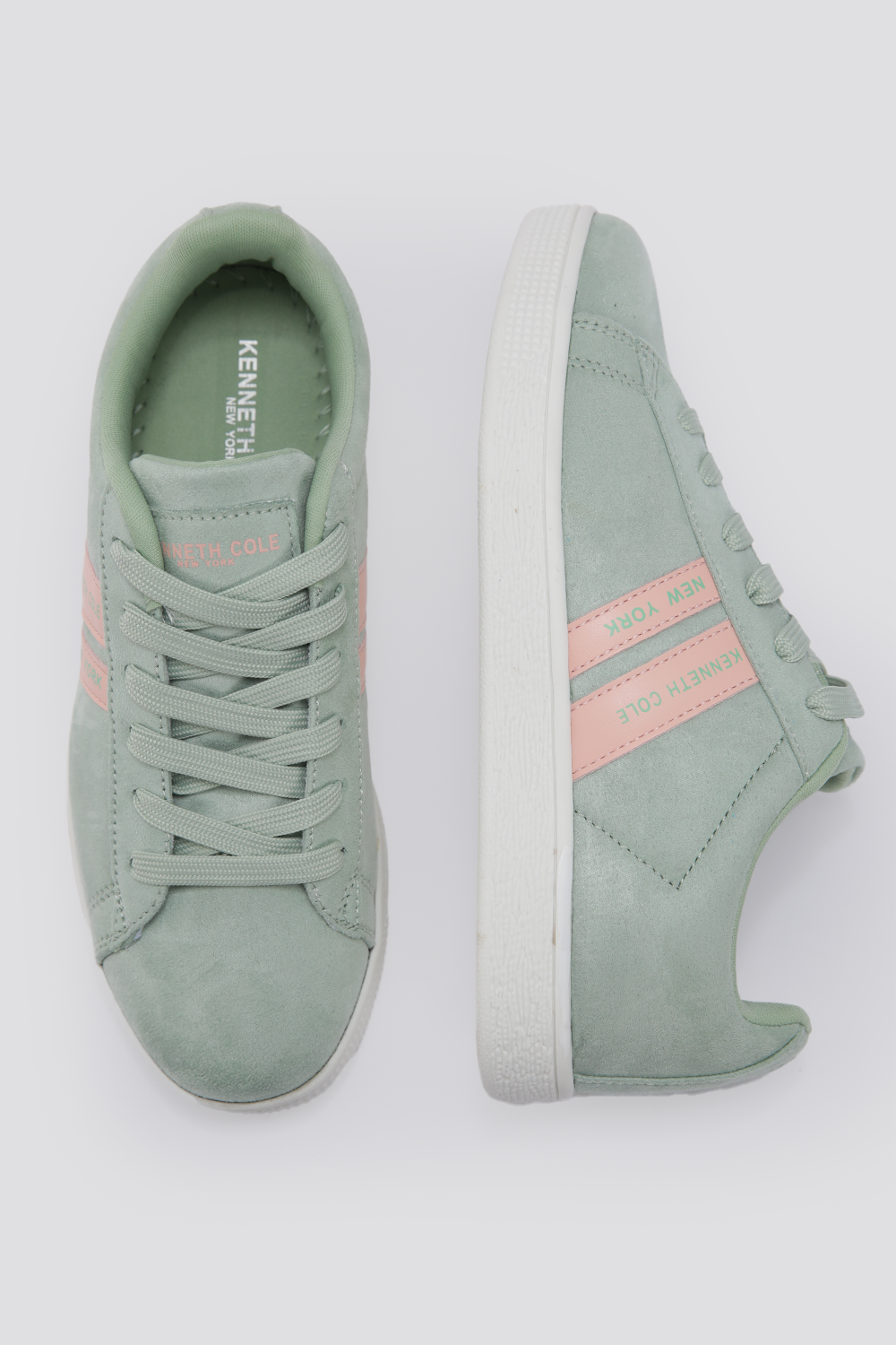 סניקרס דמוי זמש לנשים בצבע ירוק