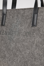 תיק צד TOTE לנשים