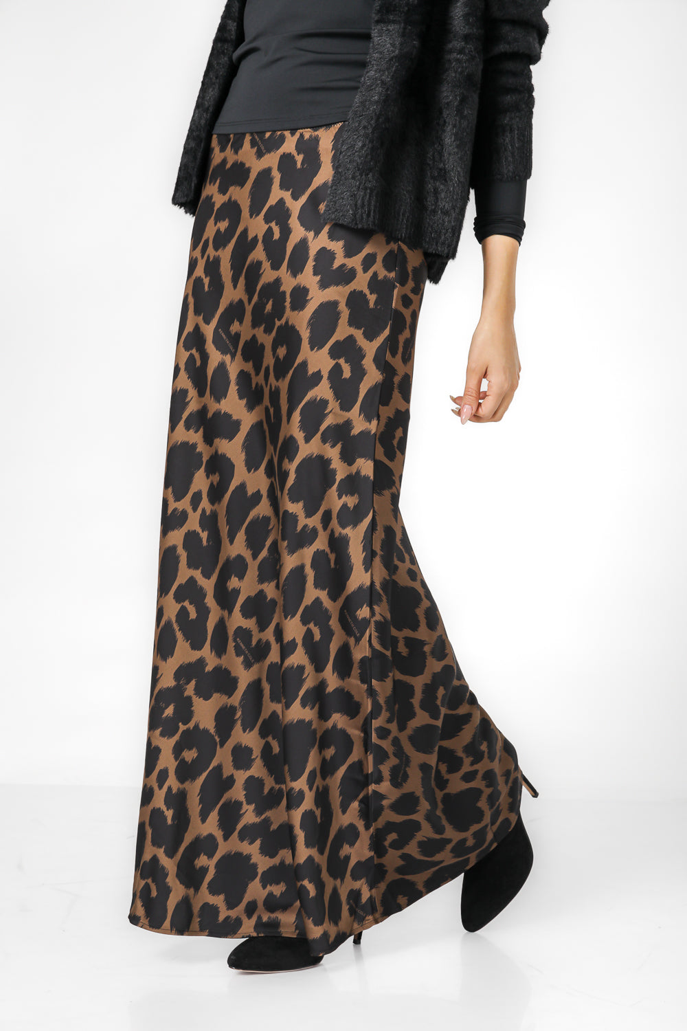 חצאית ארוכה סאטן בהדפס מנומר