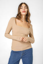 טופ אלסטי מפתח מרובע בצבע לאטה