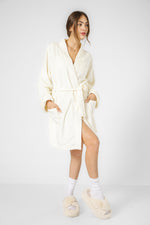 חלוק פלאפי לנשים בצבע שמנת