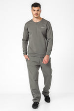 מכנסי טרנינג אינטרלוק בגזרה ישרה בצבע אפור כהה