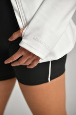 ג'קט ספורט עם רוכסן