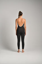 אוברול עם גב פתוח