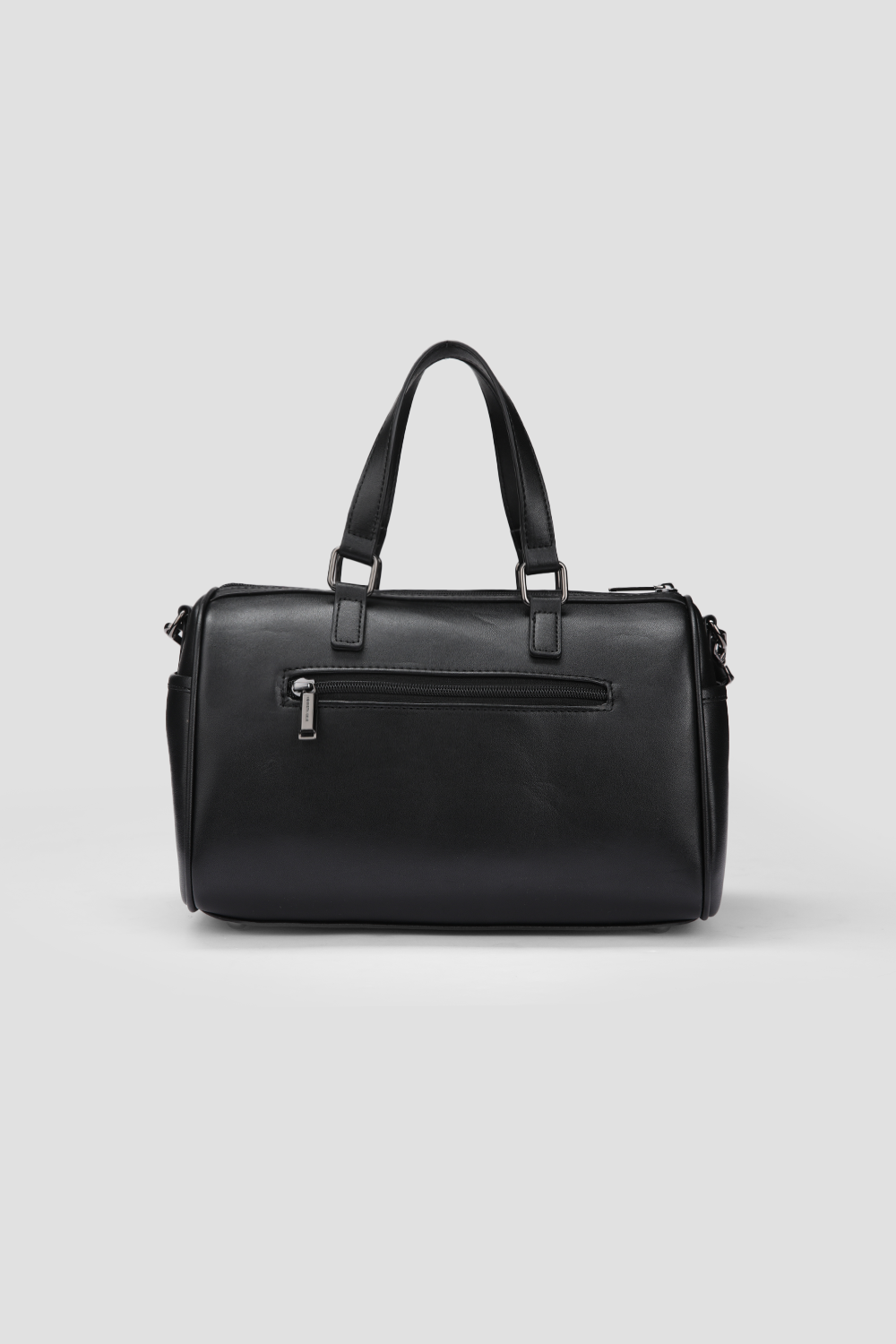 תיק יד דמוי עור בצבע שחור