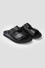 כפכפי עור לגברים בצבע שחור