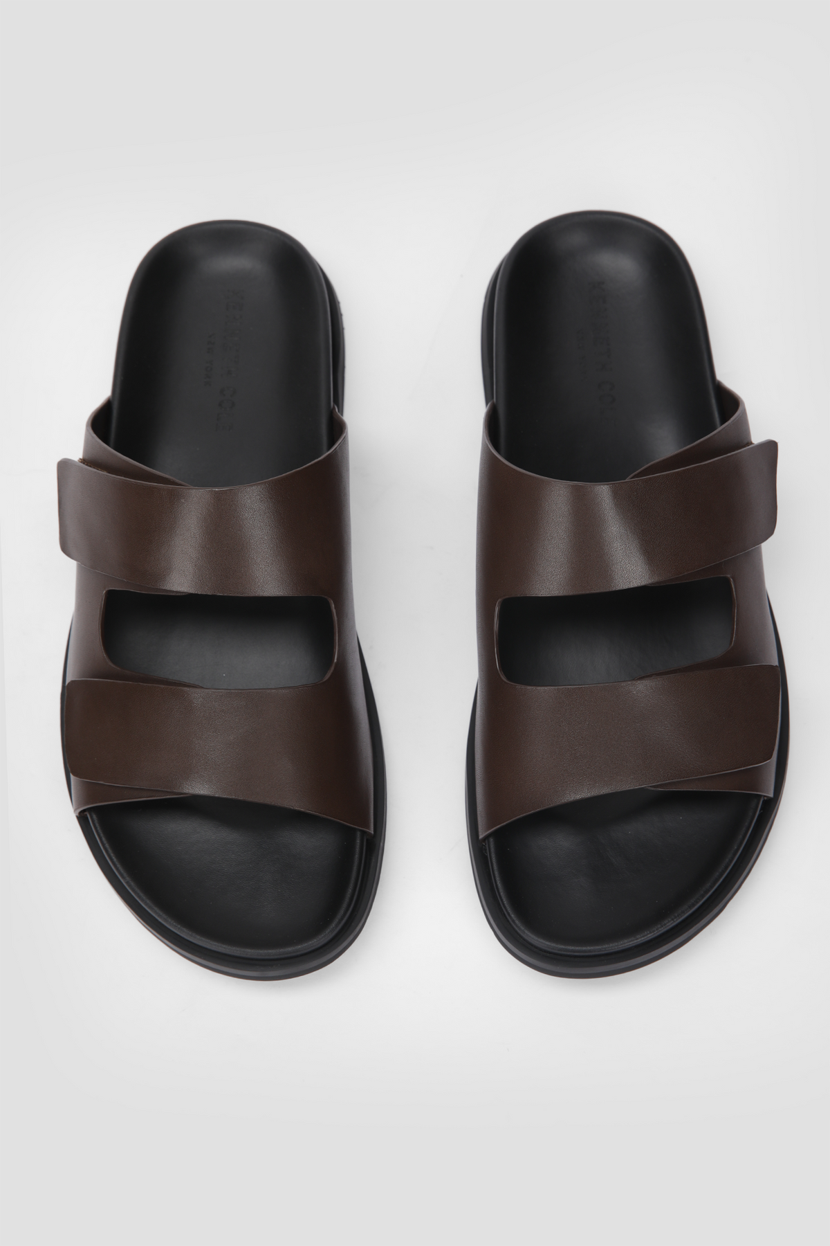 כפכפי עור לגברים בצבע חום