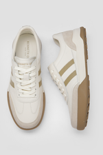 סניקרס עור לגברים בצבע שמנת פסים חום בהיר