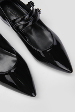 נעלי סירה שפיץ גימור מבריק בצבע שחור