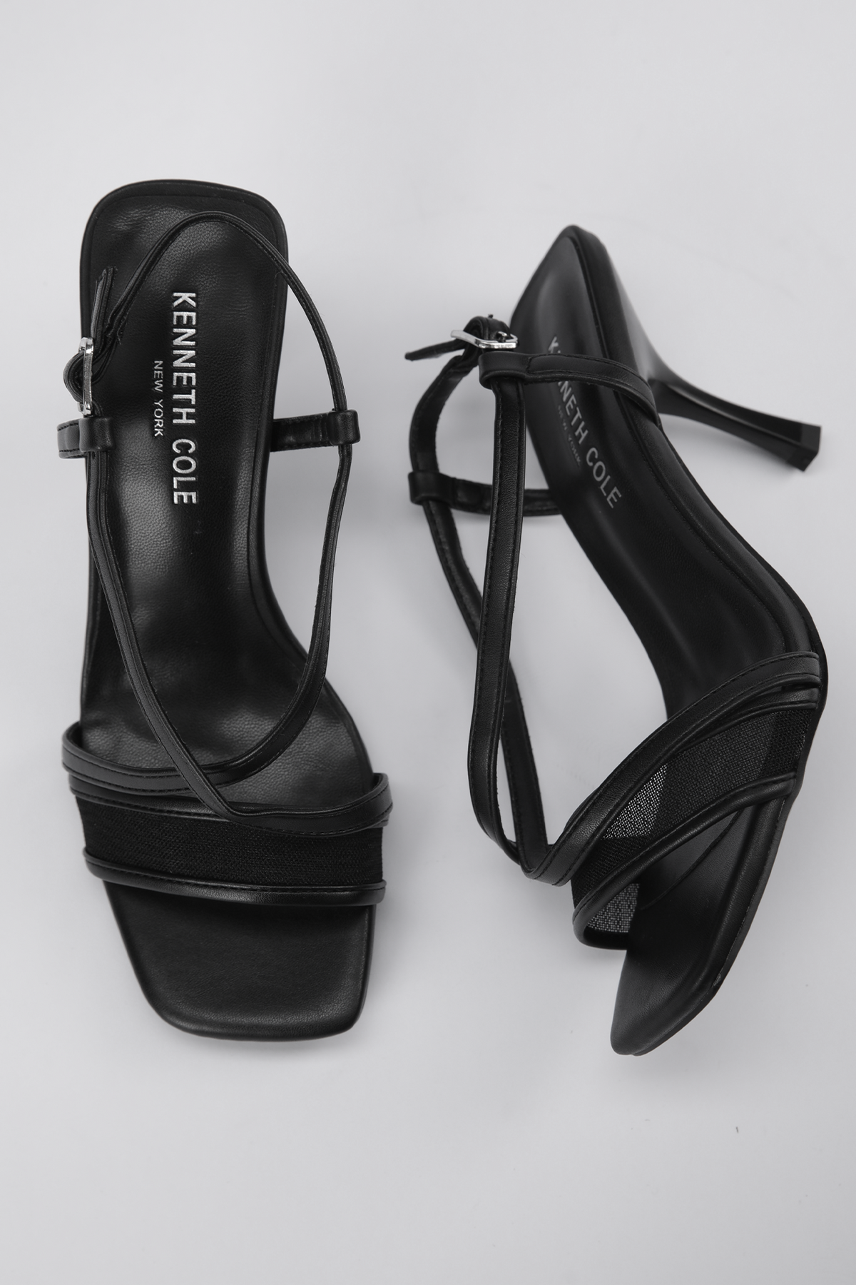 נעלי עקב דמוי עור בצבע שחור