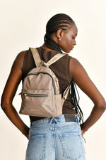 תיק גב לנשים