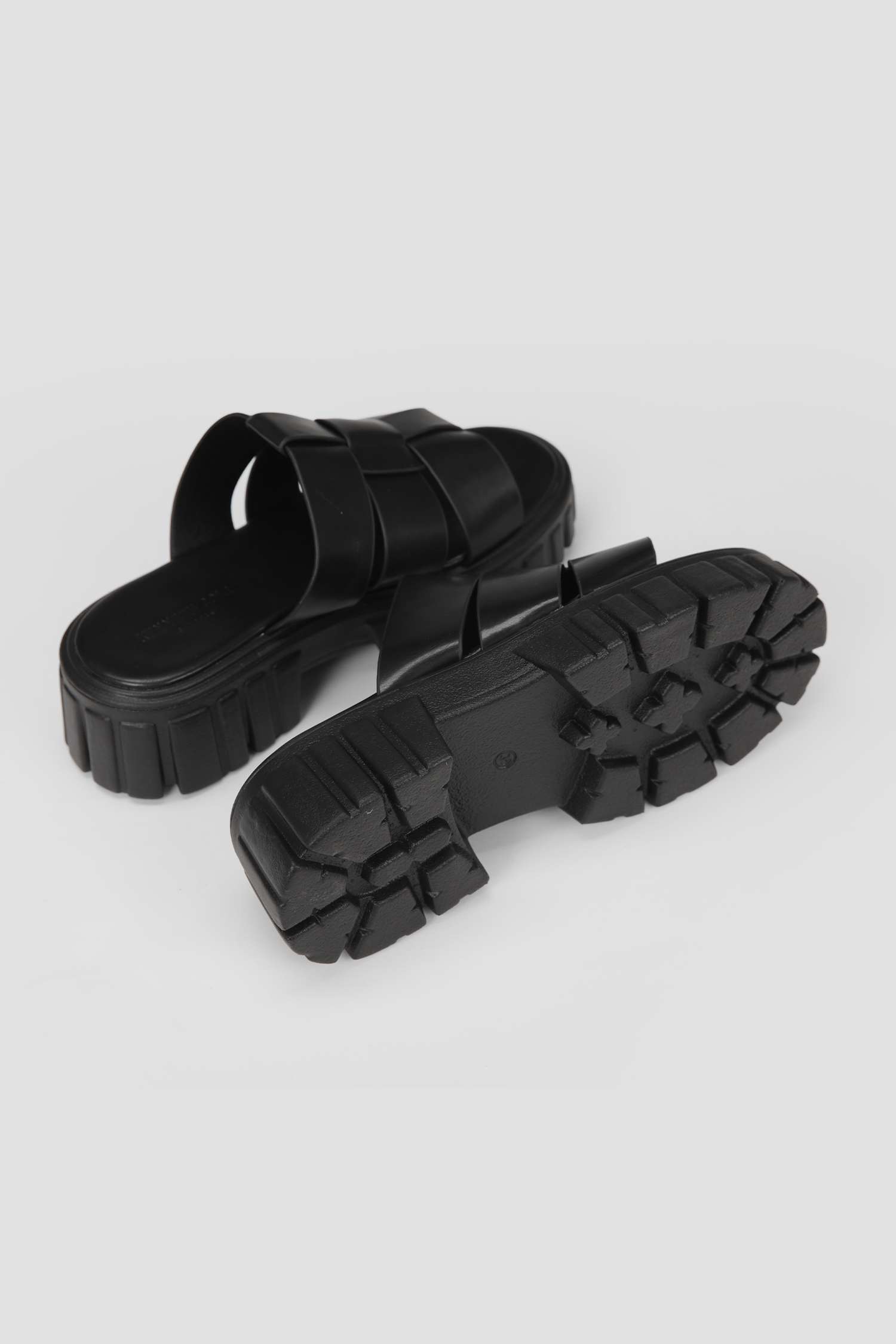 סנדל נשים פלטפורמה