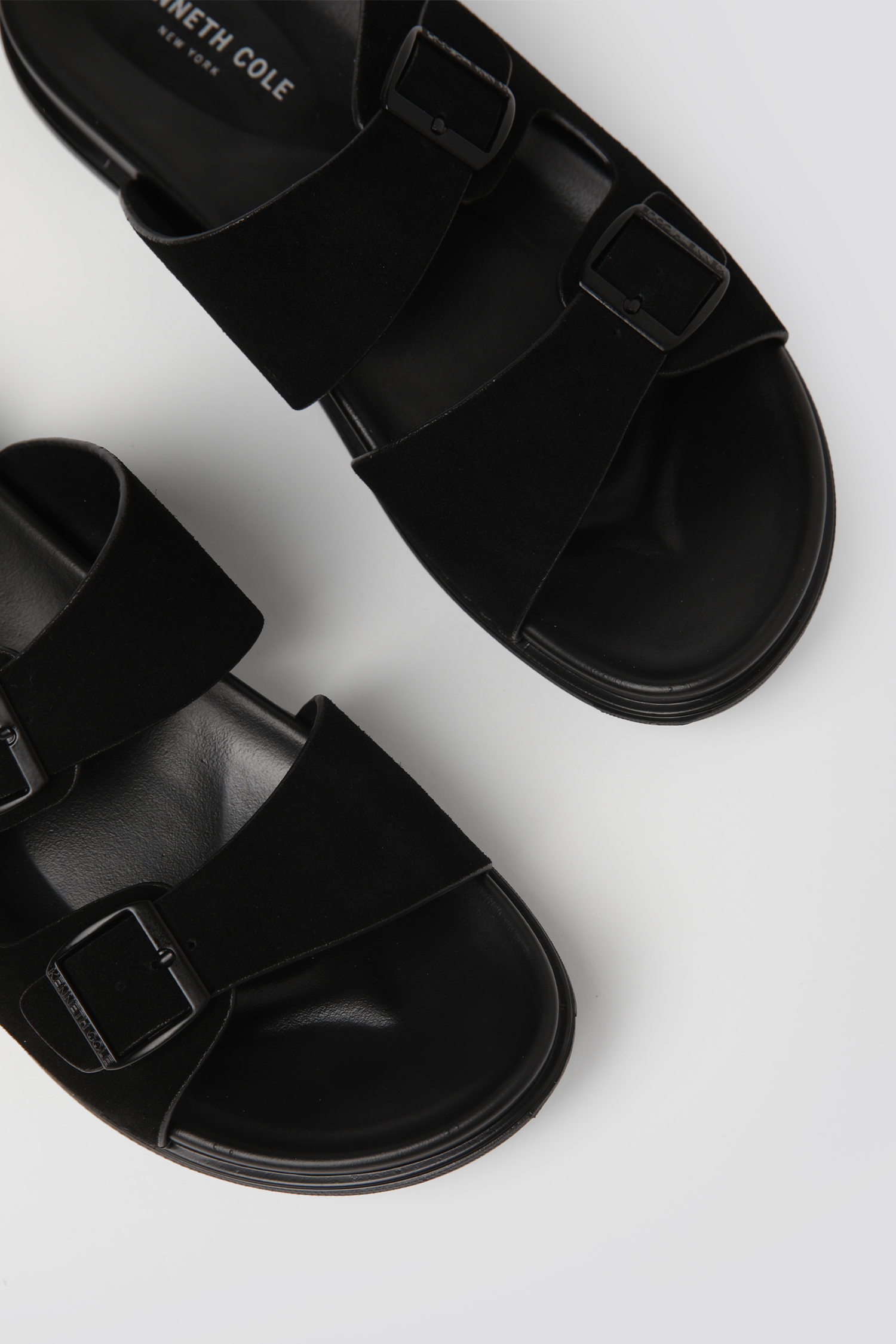 כפכפים לגברים גפה עור הפוך