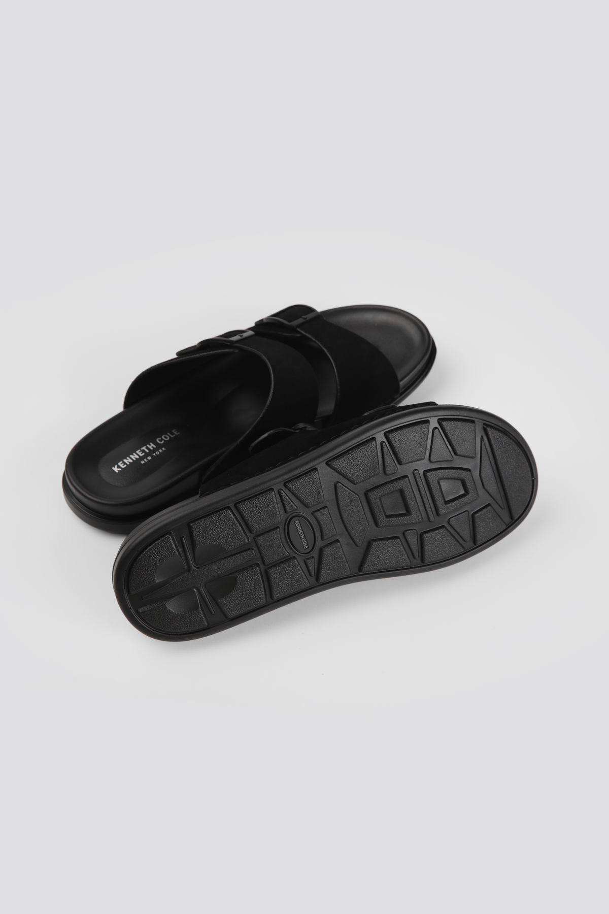 כפכפים לגברים גפה עור הפוך