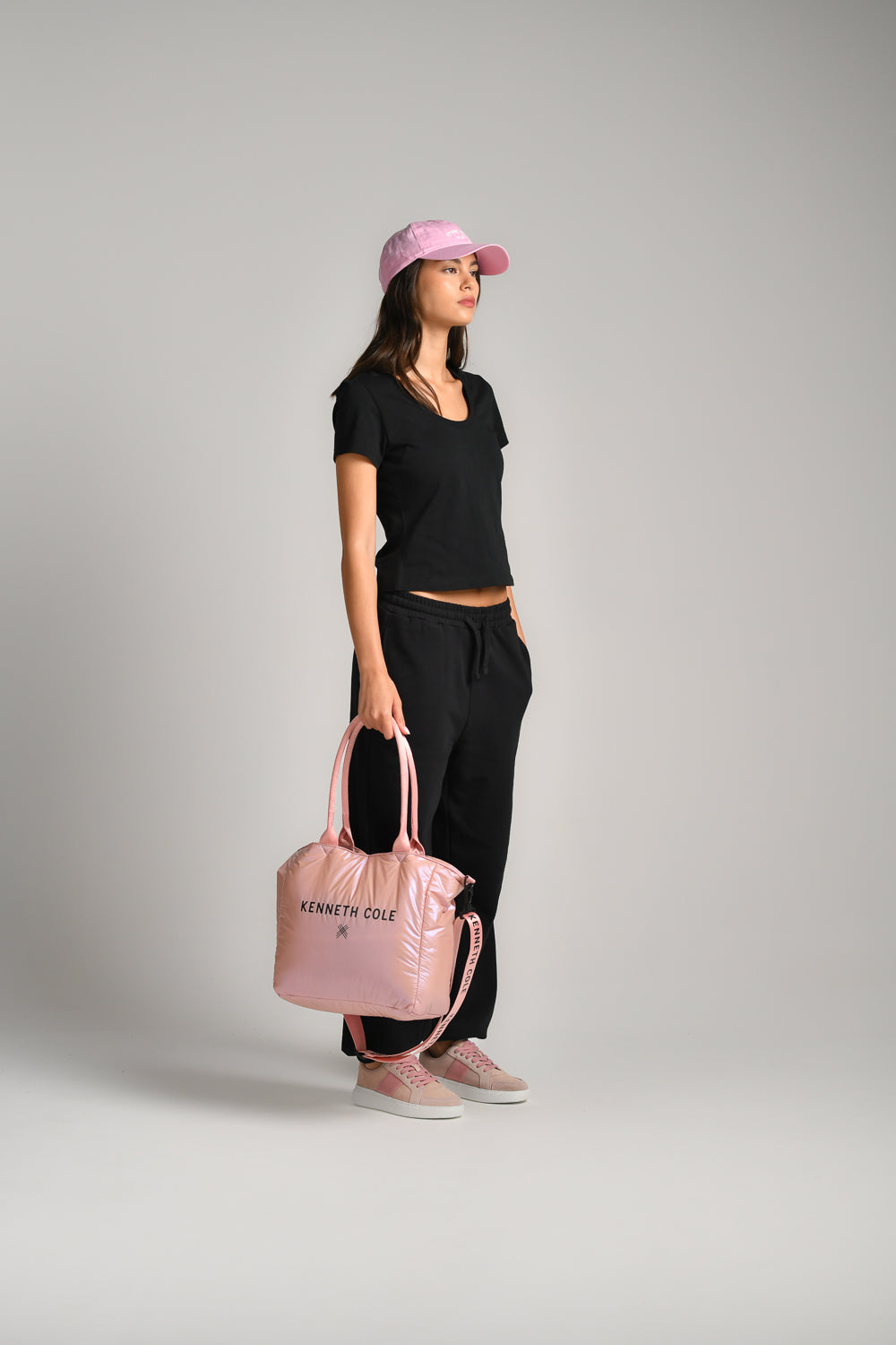 טישירט בייסיק צמודה