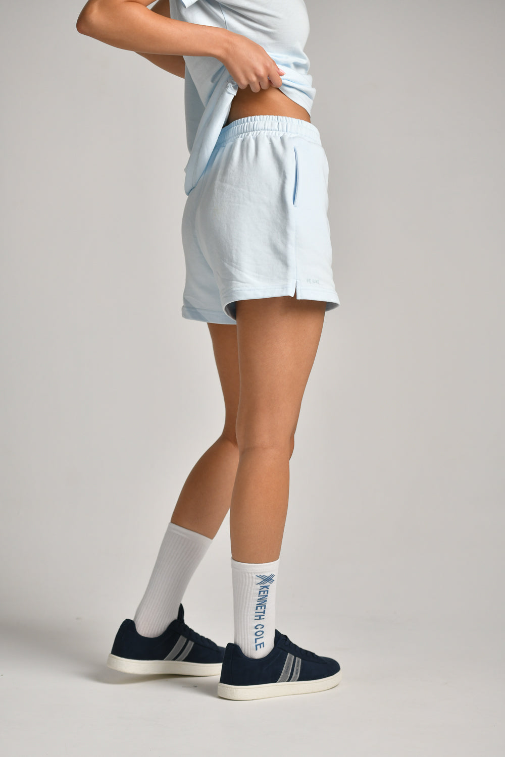 מכנסי בייסיק קצרים