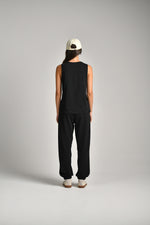 מכנסי טרנינג ארוכים עם גומי