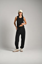 מכנסי טרנינג ארוכים עם גומי