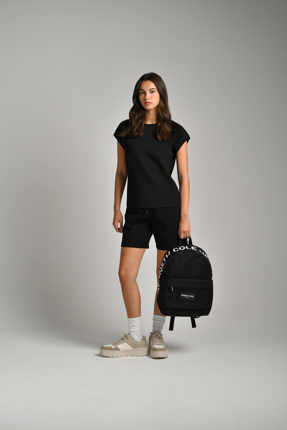 חולצה ללא שרוולים לנשים