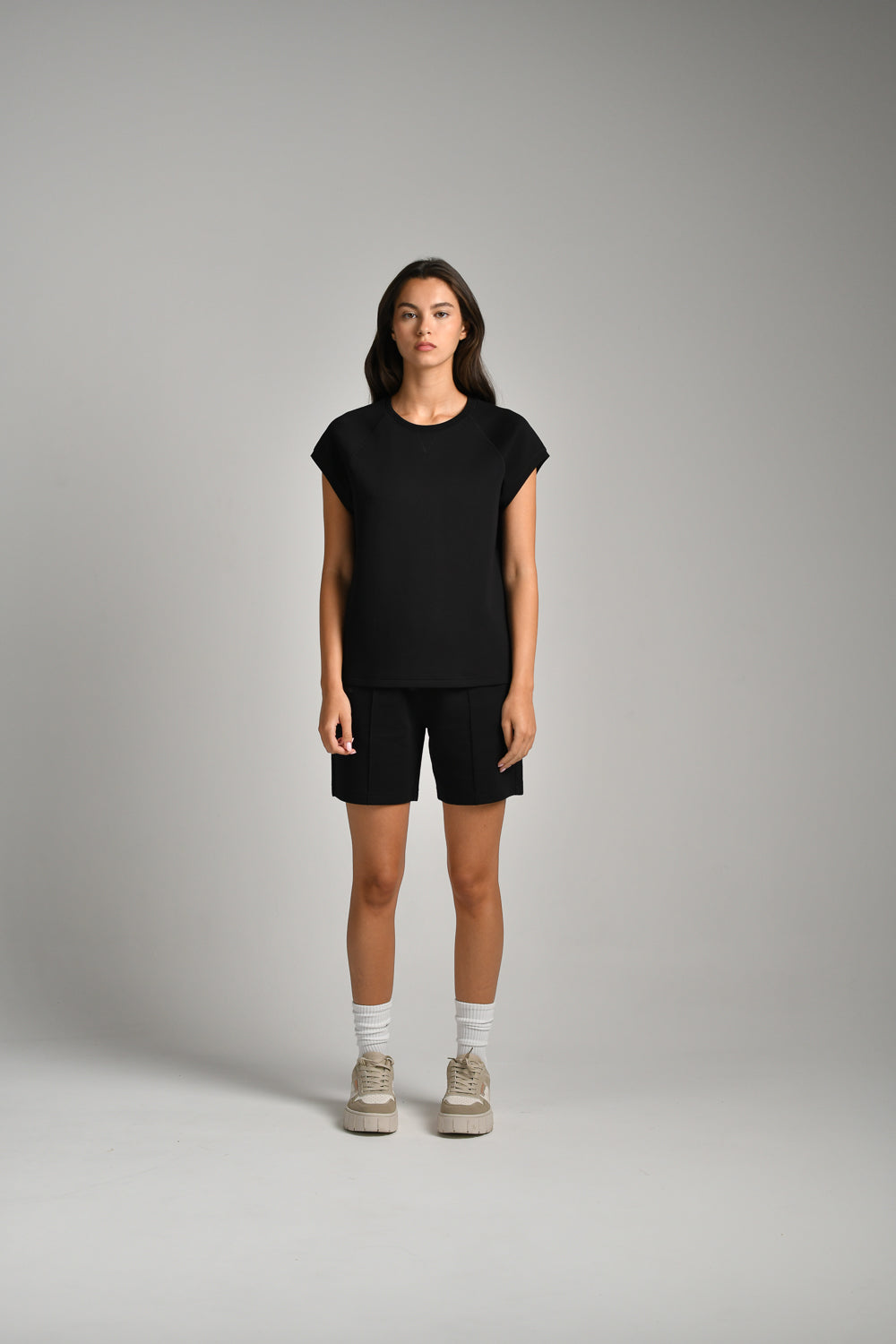 מכנסי שורט בייסיק לנשים