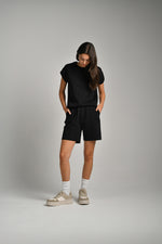 מכנסי שורט בייסיק לנשים