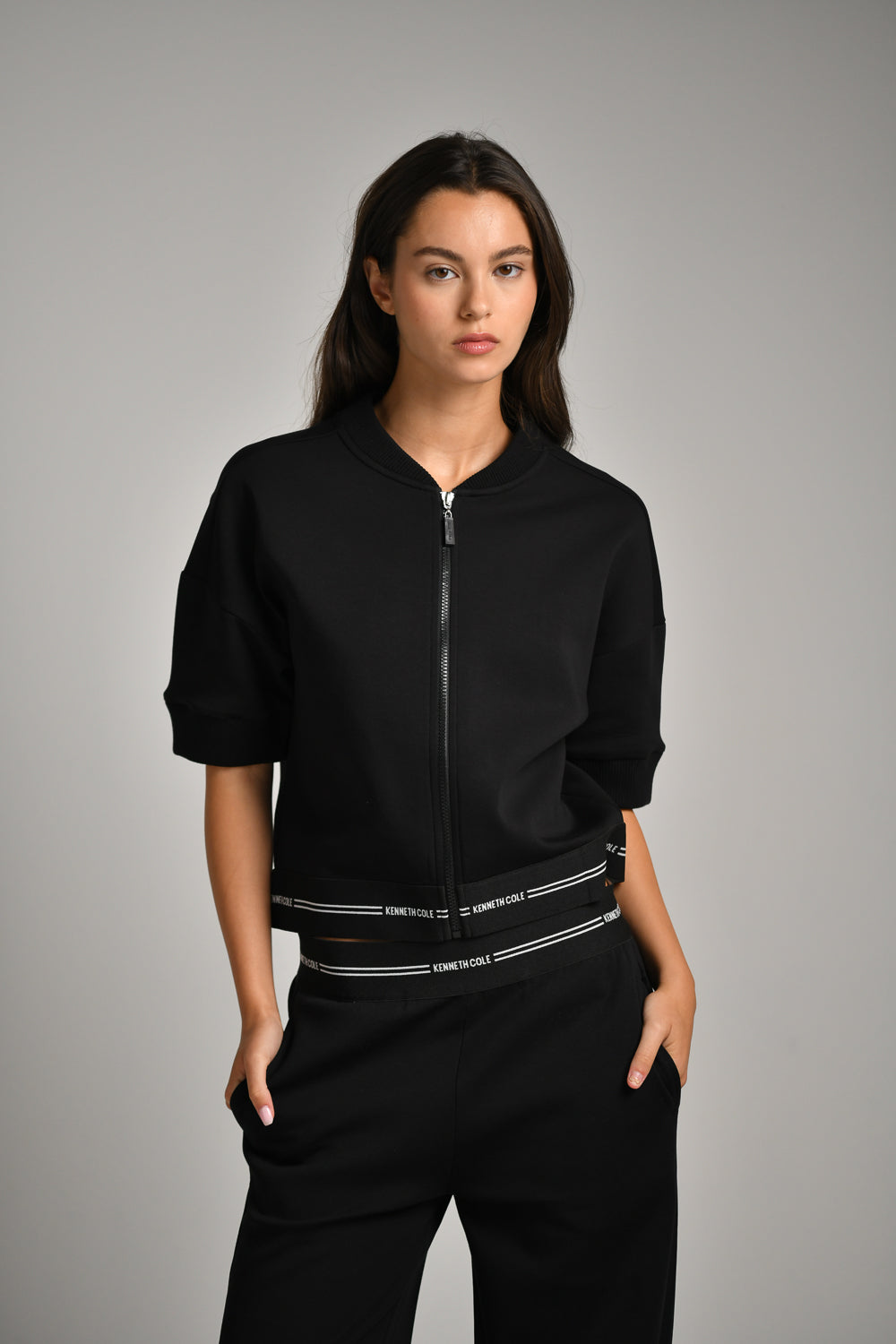 ג'קט עם שרוולים קצרים