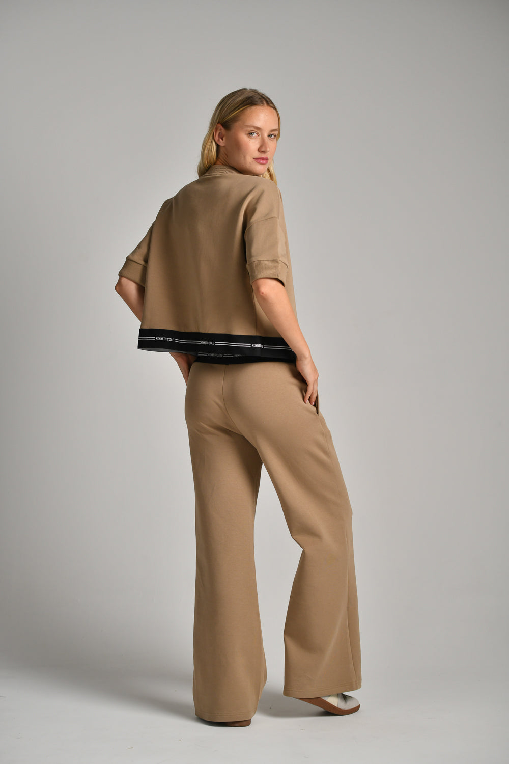 מכנסיים ארוכים עם גומי 