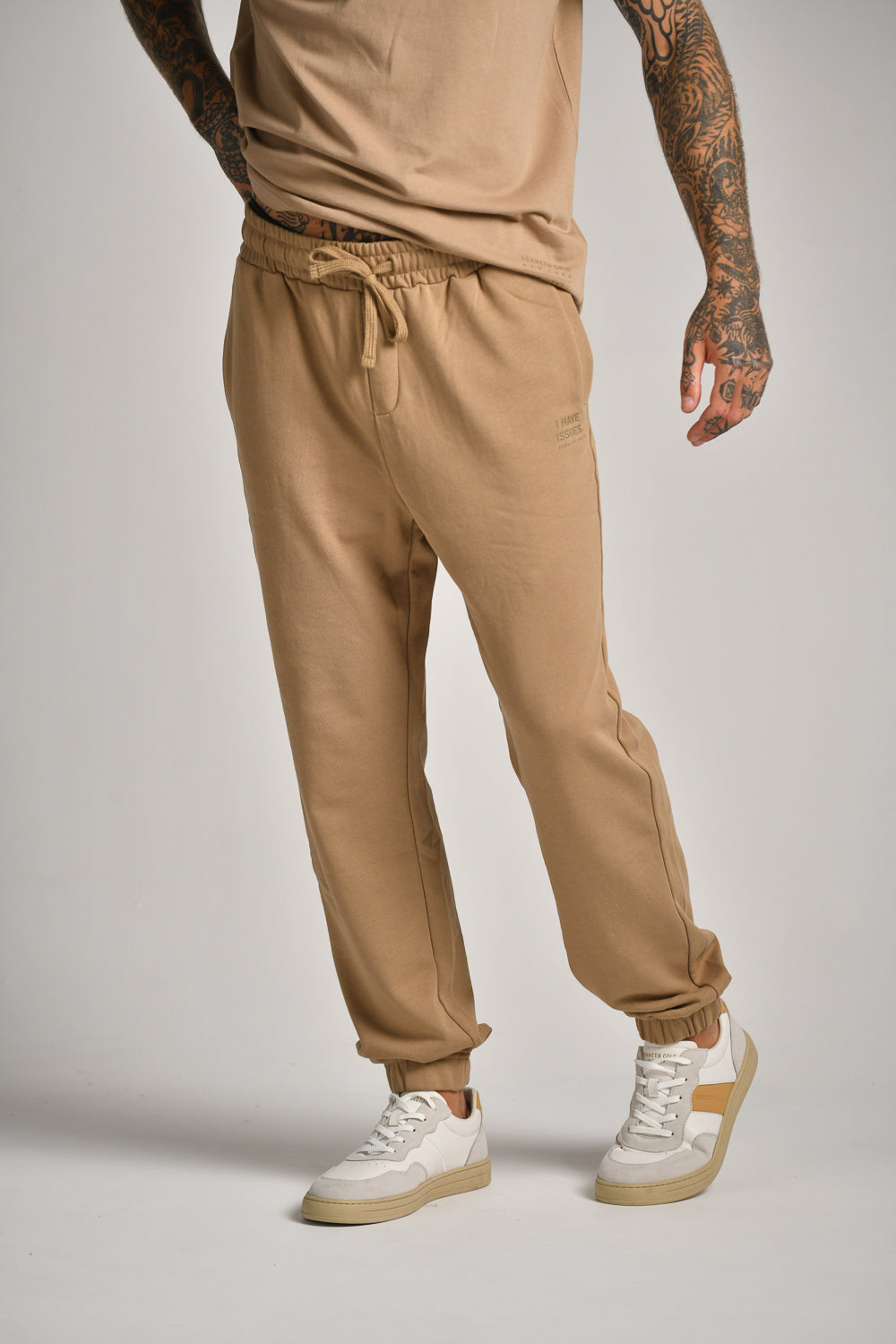 מכנסי טרנינג ארוכים